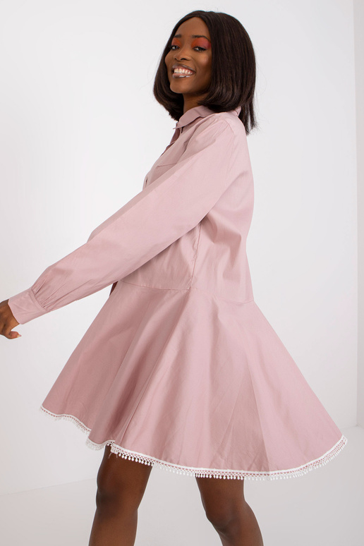 Määrdunud roosa laienev kleit mini...