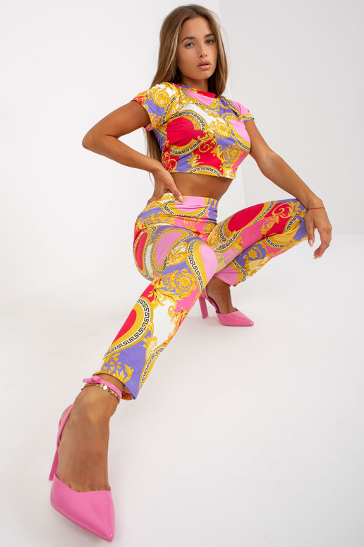 Roosa mustriga vabaaja kaheosaline... Roosa mustriga vabaaja kaheosaline...