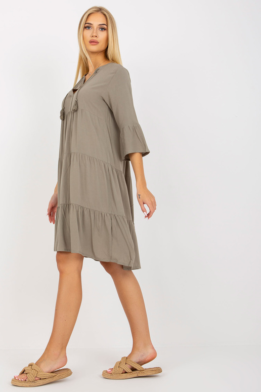 Khakivärvi viskoosst kleit volangide...