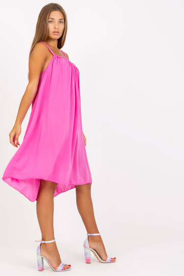 Tumeroosa vabaajakleit...