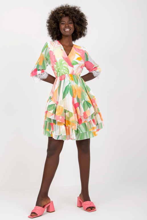 Roosa ja roheline laienev kleit... Roosa ja roheline laienev kleit...