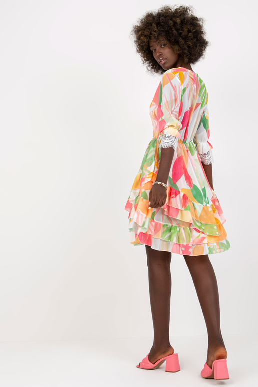 Roosa ja roheline laienev kleit... Roosa ja roheline laienev kleit...