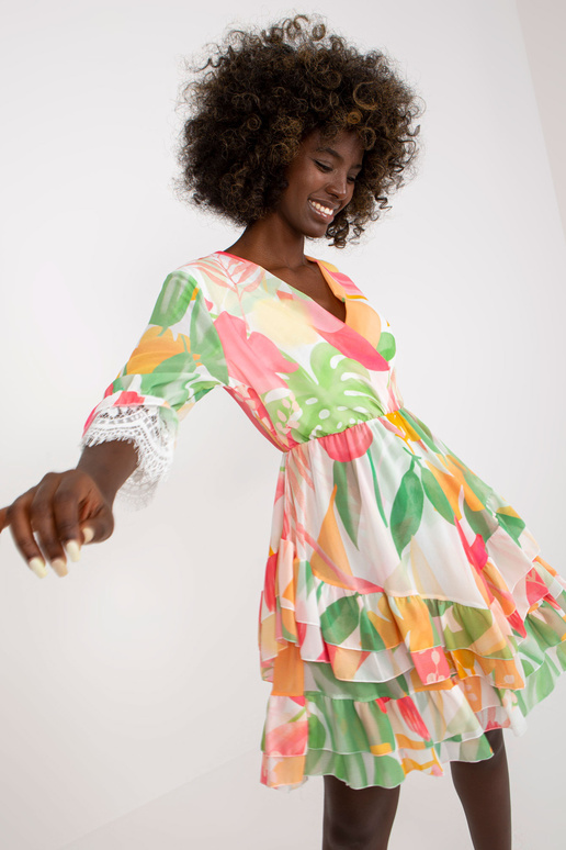 Roosa ja roheline laienev kleit... Roosa ja roheline laienev kleit...