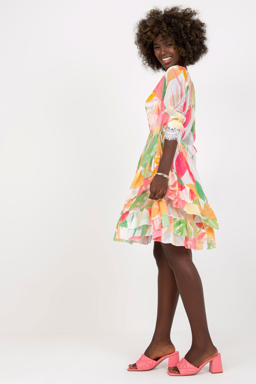 Roosa ja roheline laienev kleit... Roosa ja roheline laienev kleit...