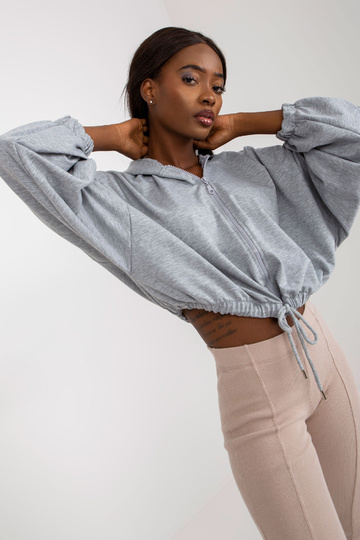 Laiade varrukatega hall... 2