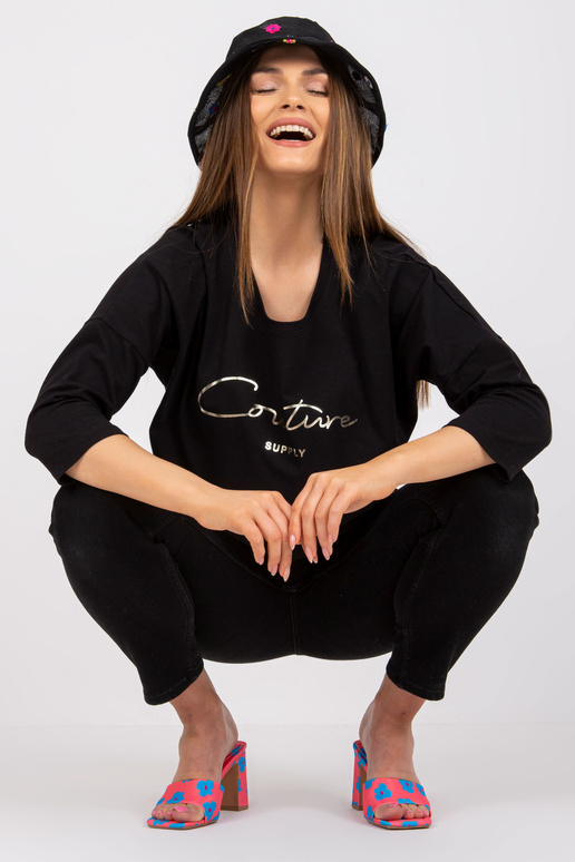 Must vabaaja pluus ümara kaelusega