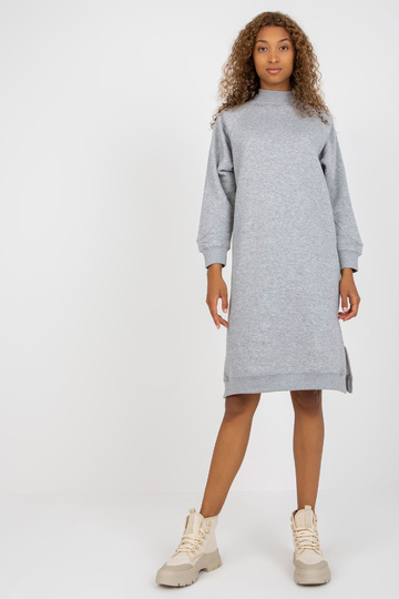 Helehall sirge kaelusega...