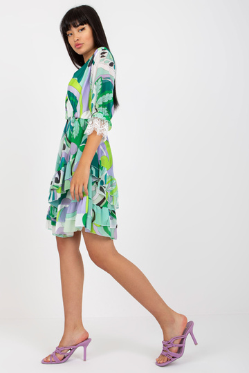 Roheline ja lilla volangide...