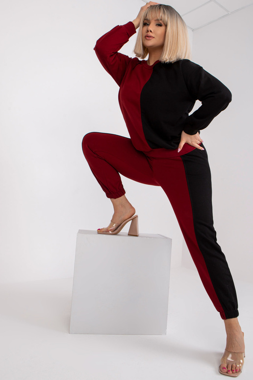 Burgundia must pluss suuruses Amishi...