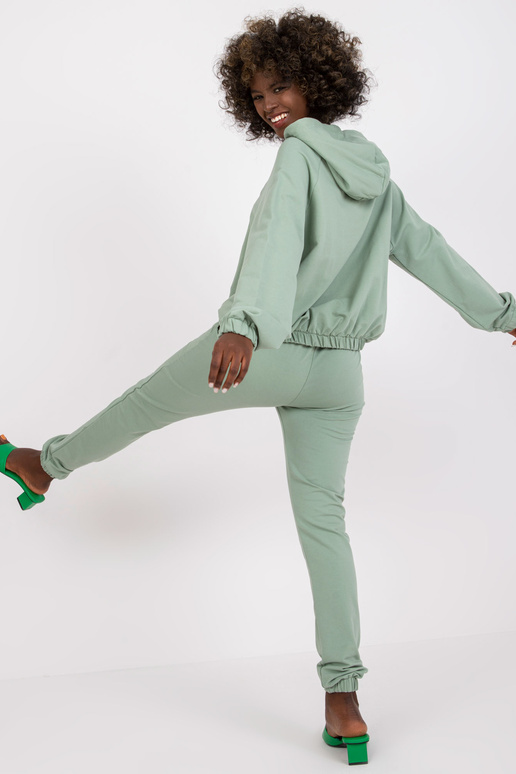 Pistaatsia kaheosaline dressikomplekt...