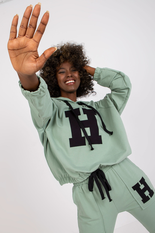 Pistaatsia kaheosaline dressikomplekt...