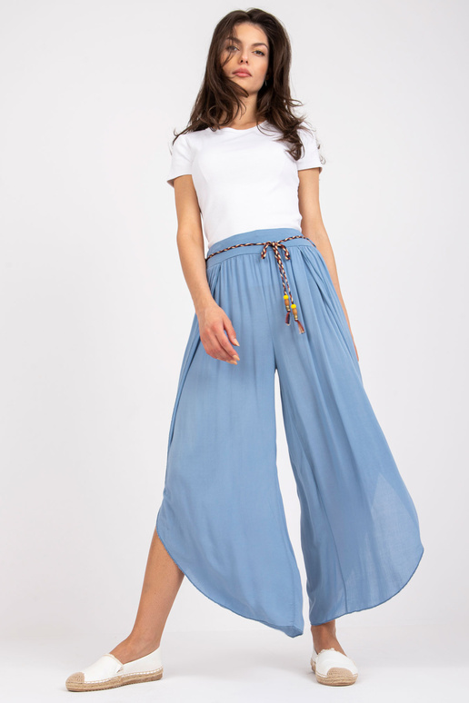 Sinised laiad püksid kõrge vöökohaga... Sinised laiad püksid kõrge vöökohaga...