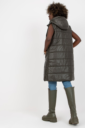 Khakivärvi tepitud...