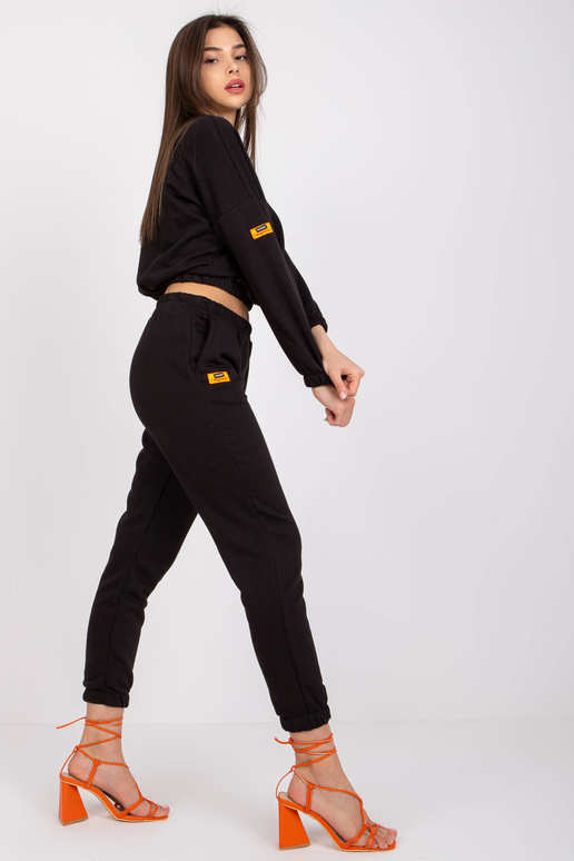 Must naiste puuvillane dressikomplekt...