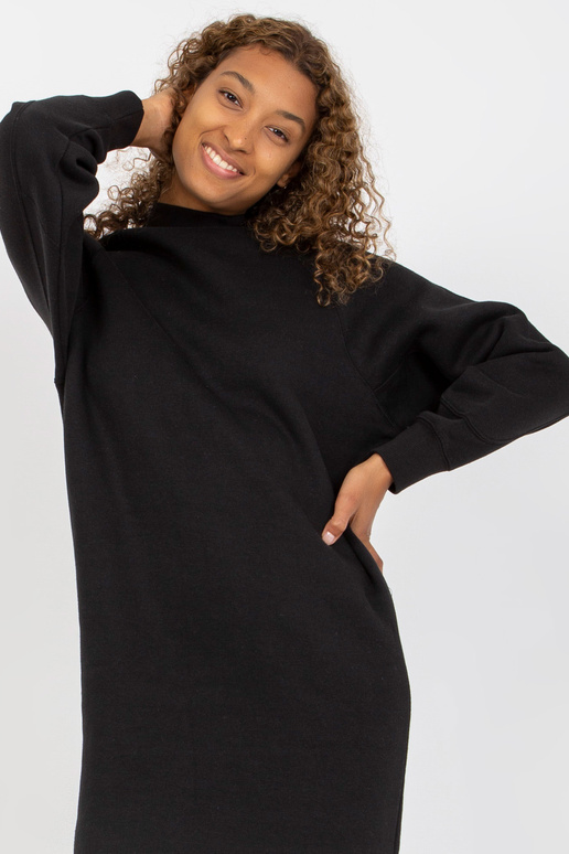 Must sirge lõhikutega dressipluus Must sirge lõhikutega dressipluus