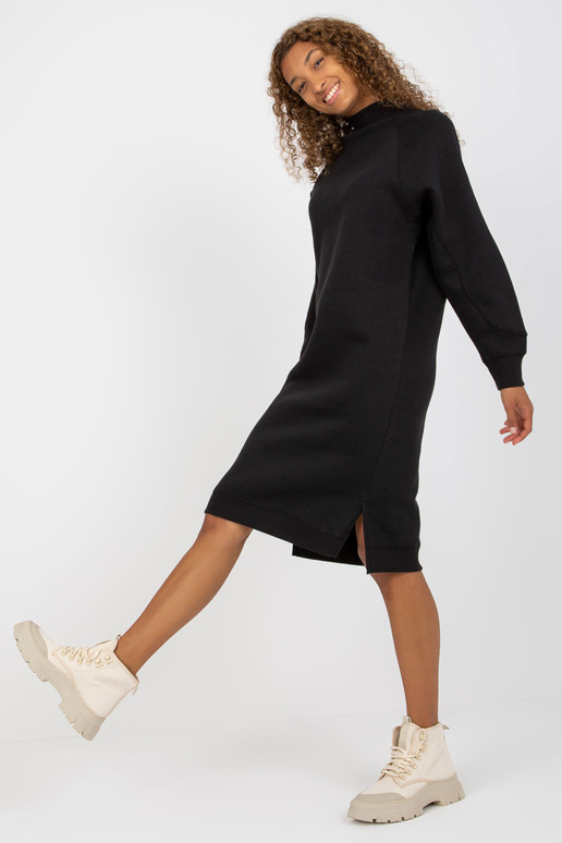 Must sirge lõhikutega dressipluus Must sirge lõhikutega dressipluus