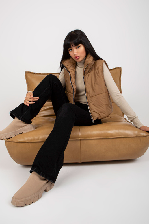 Helepruun tepitud sulevest OCH BELLA Helepruun tepitud sulevest OCH BELLA