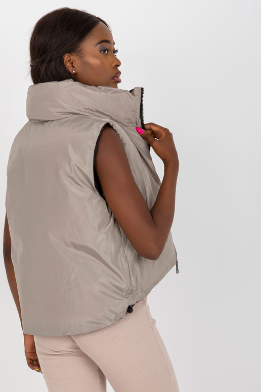 Must kahepoolne sulevest taskutega Must kahepoolne sulevest taskutega