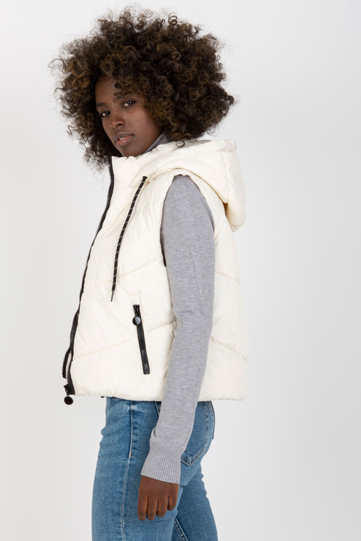 Ecru lühike tepitud vest kapuutsiga Ecru lühike tepitud vest kapuutsiga