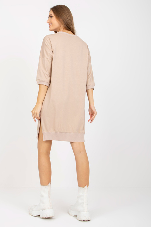 Hele beež puuvillane vabaajakleit... Hele beež puuvillane vabaajakleit...