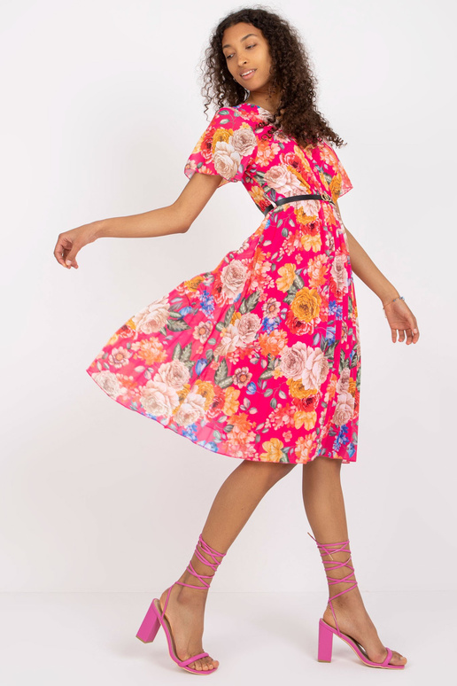 Roosa plisseeritud lilleline...