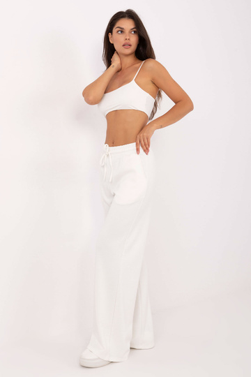 Kreemja värvi püksid 2