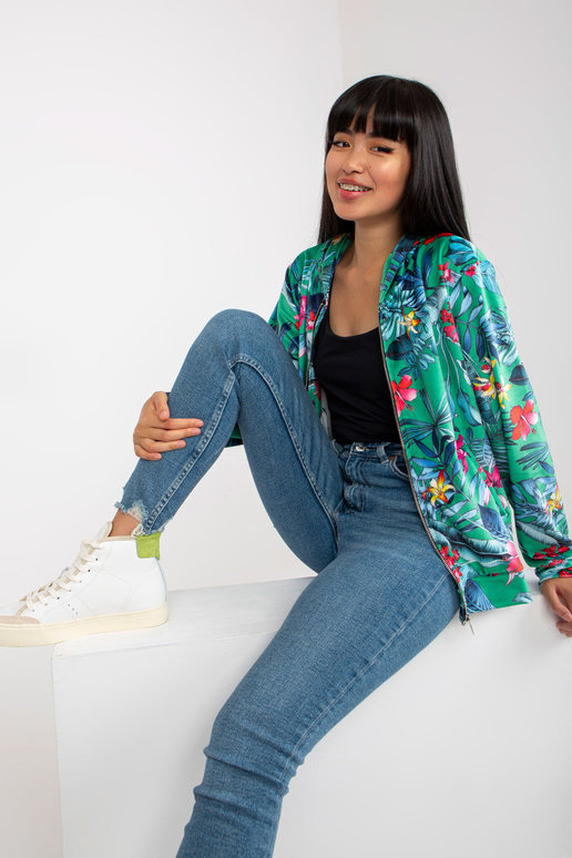 Rohelise ja sinise veluurmustriga...