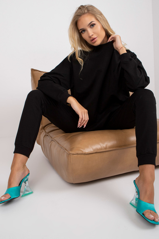 Must dressipluus põhi ilma kapuutsita