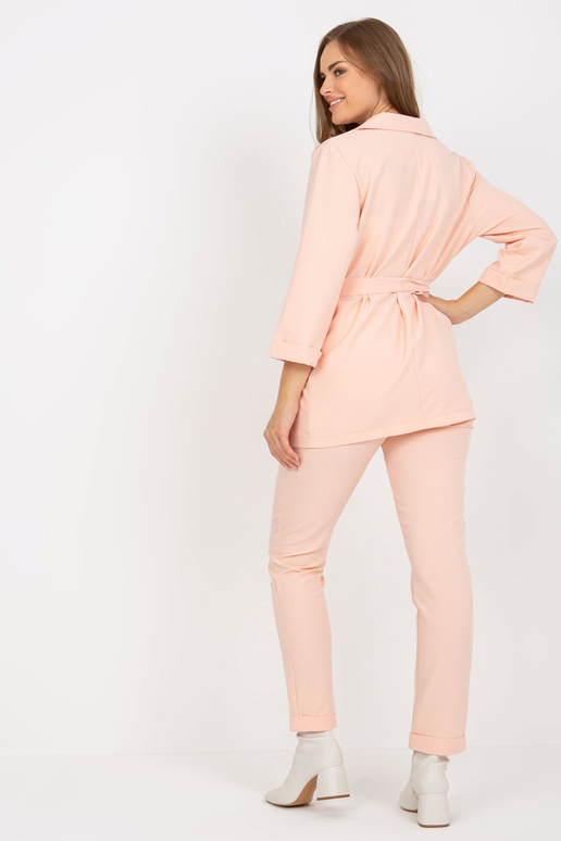 Virsikuvärvi kaheosaline elegantne... Virsikuvärvi kaheosaline elegantne...