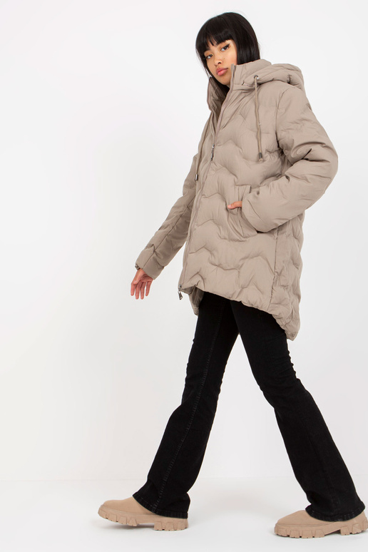 Beež naiste eemaldatava kapuutsiga... Beež naiste eemaldatava kapuutsiga...