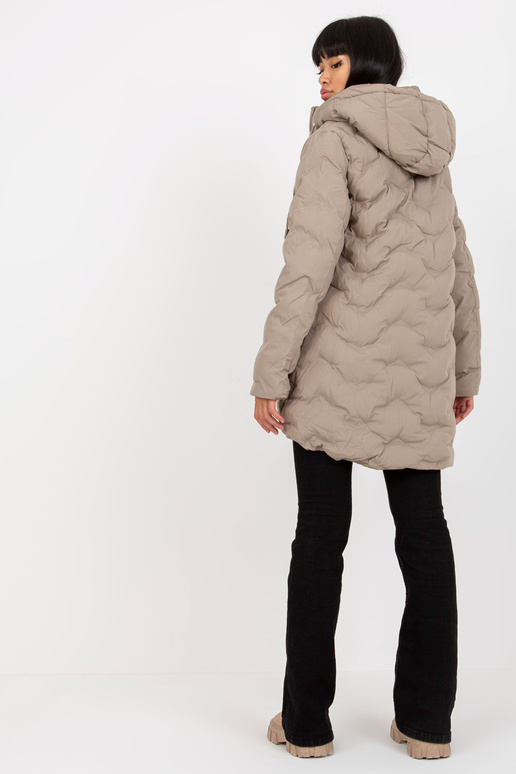 Beež naiste eemaldatava kapuutsiga... Beež naiste eemaldatava kapuutsiga...