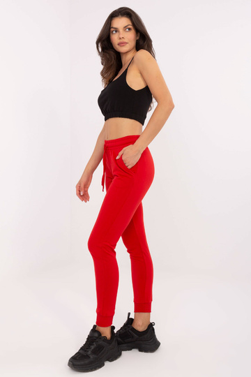 Punased põhilised naiste... 2