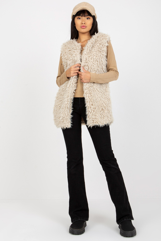 Hallie beež karusnahast vest Hallie beež karusnahast vest