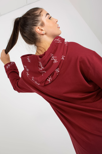 Burgundia pluss suuruses...