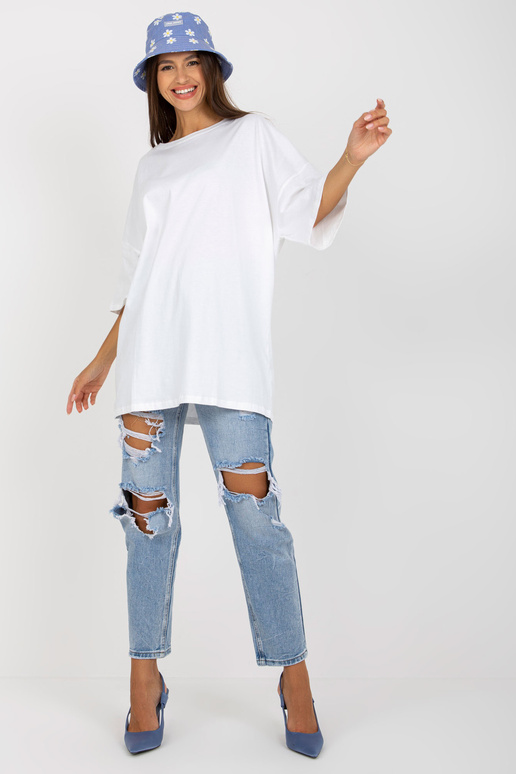 Valge vabaaja vabaaja vabaaja vaba pluus