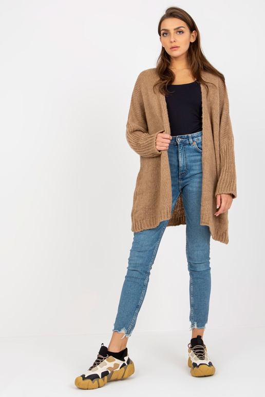 Tumebeež kootud kardigan, mille...