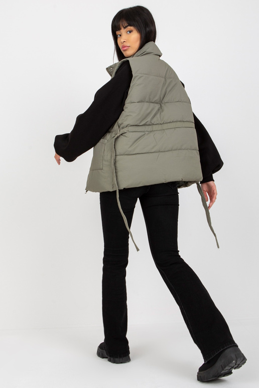 Khakivärvi sulevest side ja taskutega Khakivärvi sulevest side ja taskutega