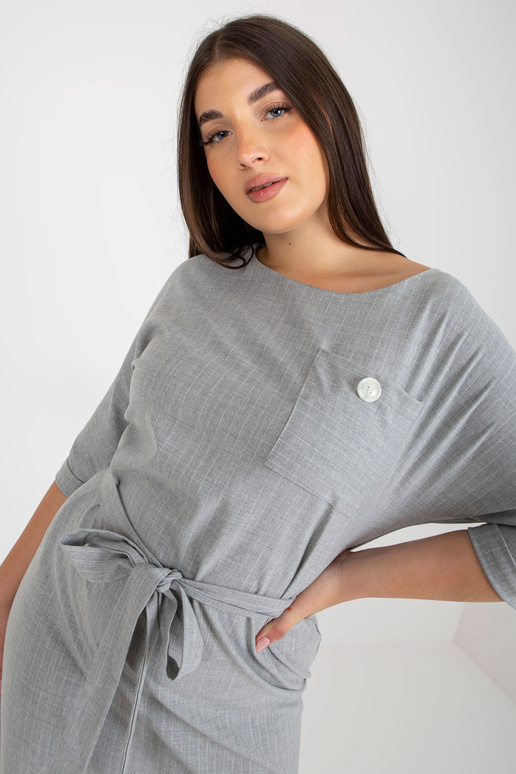 Hall plusssuuruses triibuline... Hall plusssuuruses triibuline...