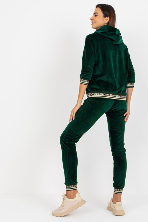 Dunkelgrünes zweiteiliges Veloursset... Dunkelgrünes zweiteiliges Veloursset...