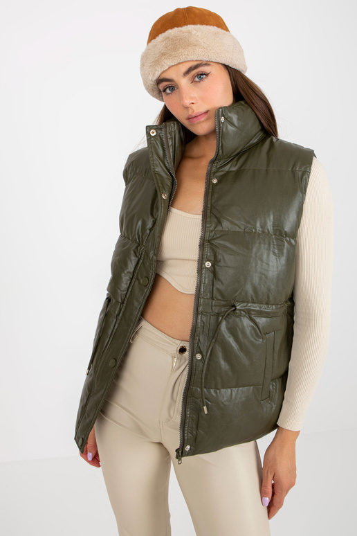 Khaki värvi sulevärvi taskutega... Khaki värvi sulevärvi taskutega...