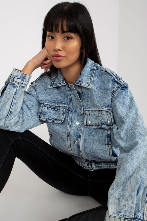 Sinine naiste teksajakk taskutega Sinine naiste teksajakk taskutega