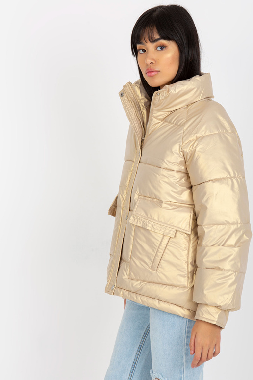 Kuldne suletepitud talvejope ilma...