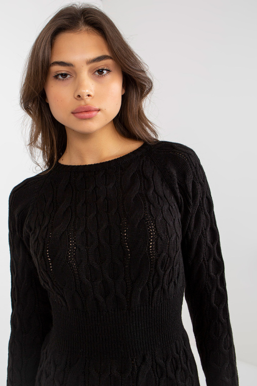 Must lõhikuga midikleit RUE PARIS Must lõhikuga midikleit RUE PARIS