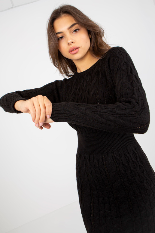 Must lõhikuga midikleit RUE PARIS Must lõhikuga midikleit RUE PARIS