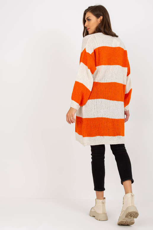 Ecru-oranž kootud kardigan triipudega... Ecru-oranž kootud kardigan triipudega...