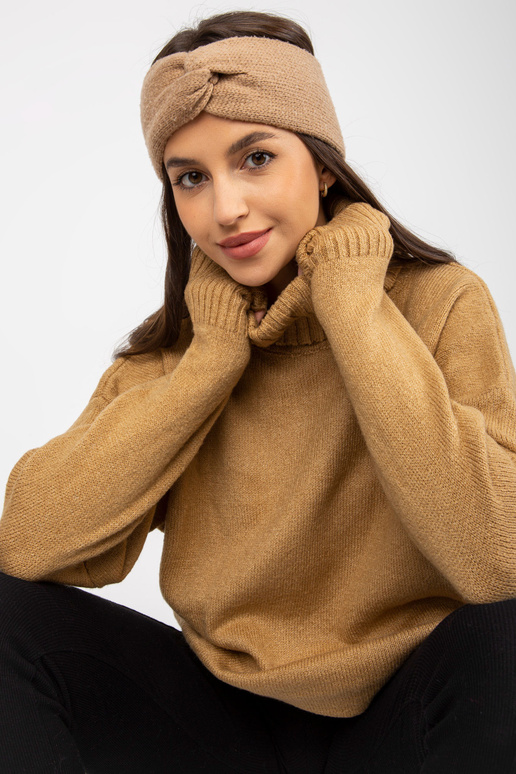 Kõrge kaelusega kaameli sviiter RUE...