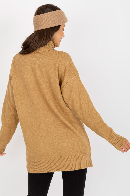 Kõrge kaelusega kaameli sviiter RUE...