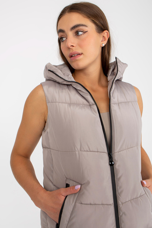 Tumebeež tepitud sulevest kapuutsiga Tumebeež tepitud sulevest kapuutsiga