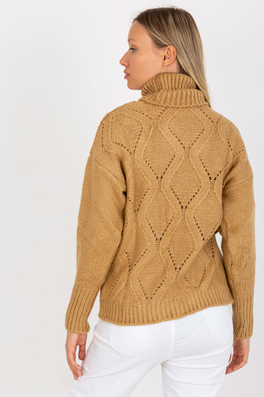 Kaamel avara kilpkaelusega kampsun...