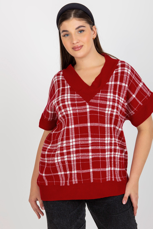 Punane V-kaelusega suures suuruses... Punane V-kaelusega suures suuruses...